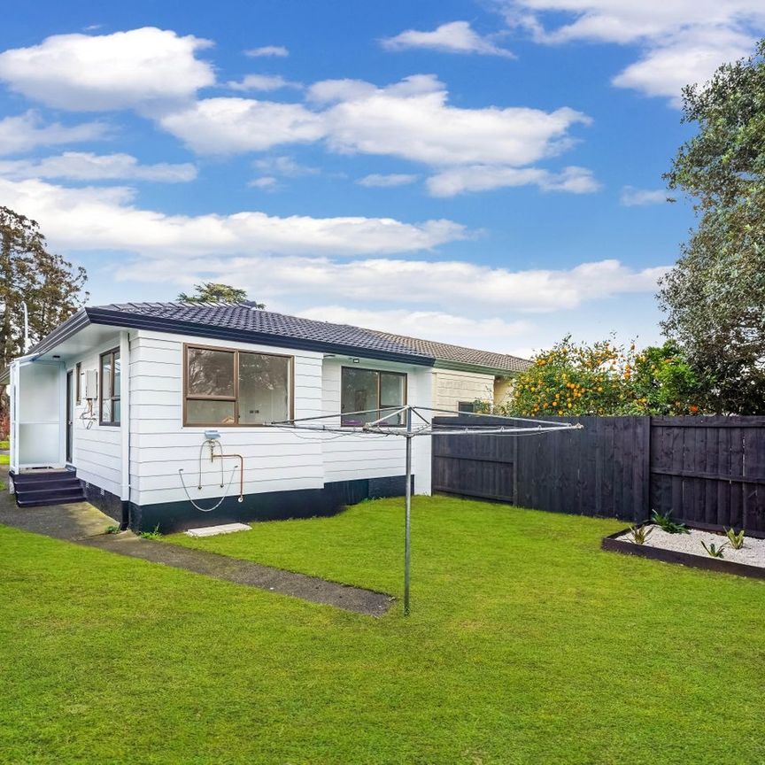 CONIFER GROVE, 3 BEDROOMS - Photo 1