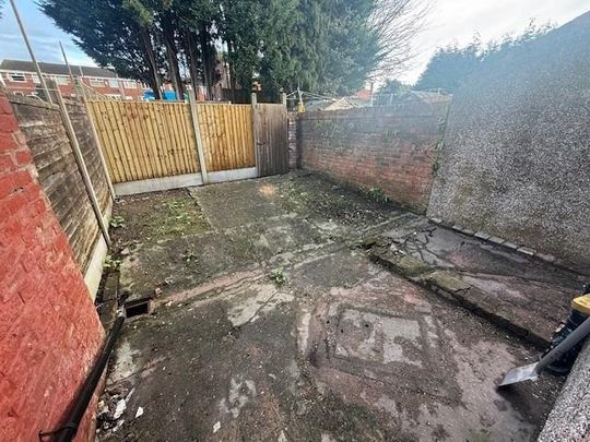 3 bedroom terraced house to rent - Photo 1