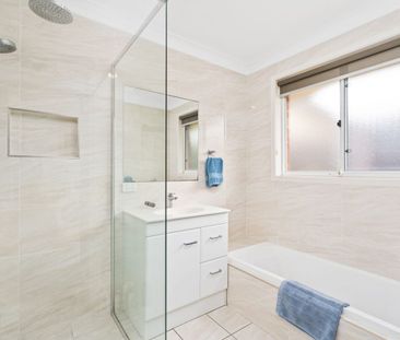 SPACIOUS MODERN DUPLEX - Photo 4