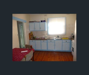 Comfortable Family Living in a Convenient Elizabeth North Location - Photo 3