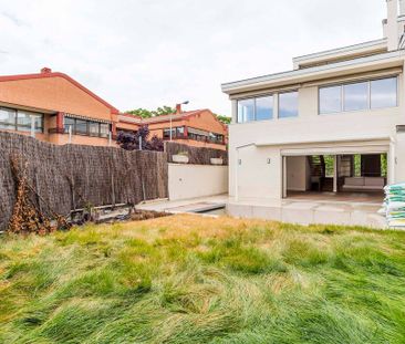 6 bedroom luxury Semidetached House for rent in Madrid, Spain - Photo 6
