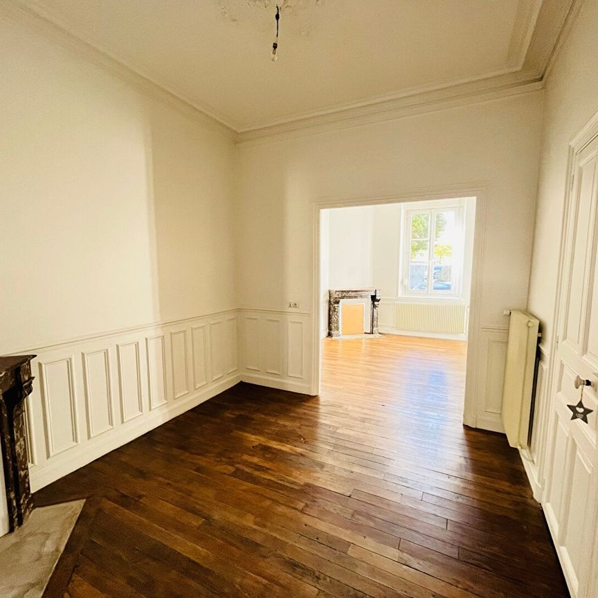 Location Maison 6 pièces 126m² - Photo 1
