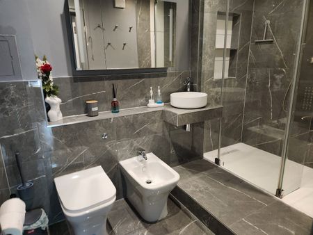 Netherheys Drive, London, CR2 6 - Photo 5