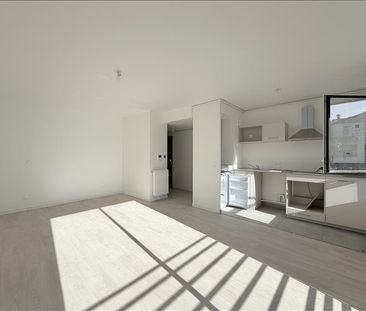 1 pièce - 33,63 m² - 2ème étage - Colocation non autorisée - Photo 1