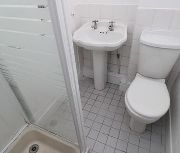 1 bedroom ground floor flat to rent - Photo 5