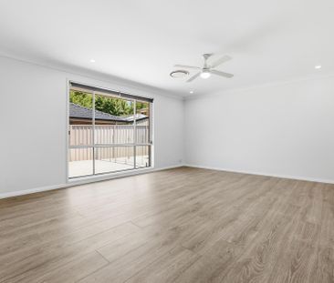 Sparkling Pool & Huge Alfresco Perfect for Entertaining - Photo 4