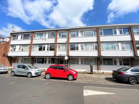 Dean Court, Broad Street - Photo 5