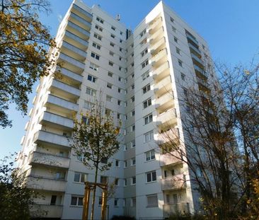 Leicht einzugsbereite Wohnung mit Balkon, ideal als Pärchen ! - Foto 1