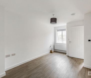 2 bedroom end of terrace house to rent - Photo 6