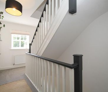 3 bedroom terraced house to rent - Photo 1
