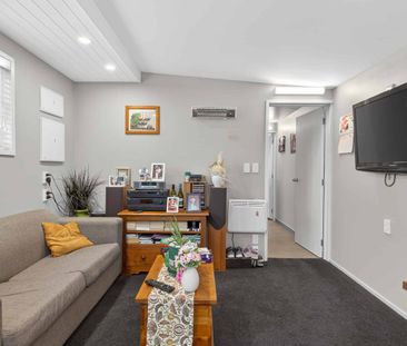 Modern 1-Bedroom Standalone Home - Prime New Brighton Location - Photo 1