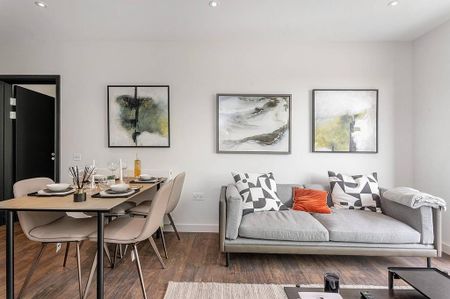 2 bedroom flat to rent - Photo 2