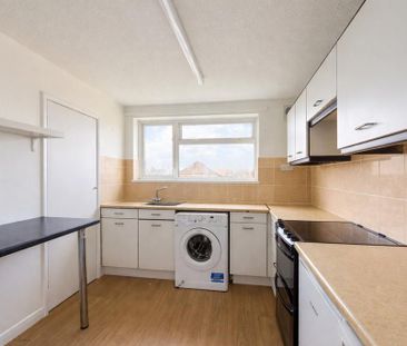 2 bedroom maisonette to rent - Photo 5