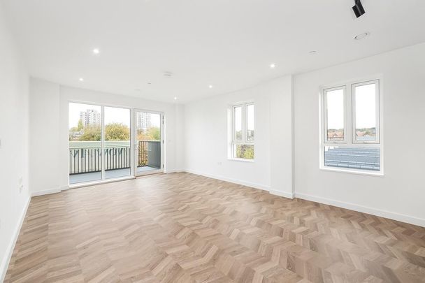 3 bedroom flat to rent - Photo 1