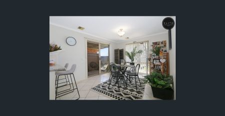 NEAT & TIDY HOME IN QUIET COURT LOCATION - Photo 4