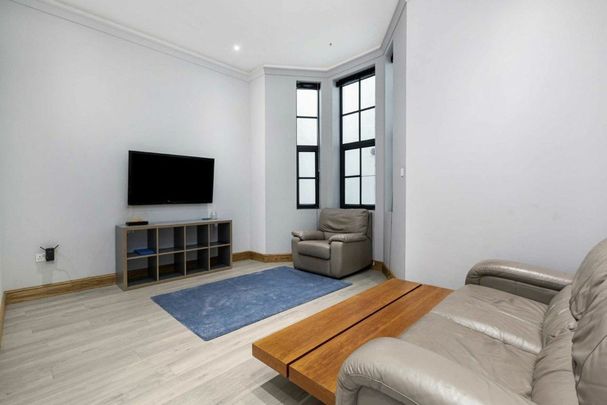 Racton Road, Fulham, SW6 - Photo 1