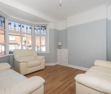 13 Pretoria Street, Belfast, BT9 5AQ - Photo 2