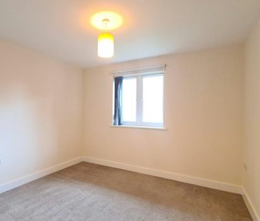 Ground floor flat to rent on - Photo 4