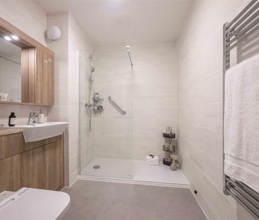 Riverain Lodge, Taunton, Somerset - Photo 6