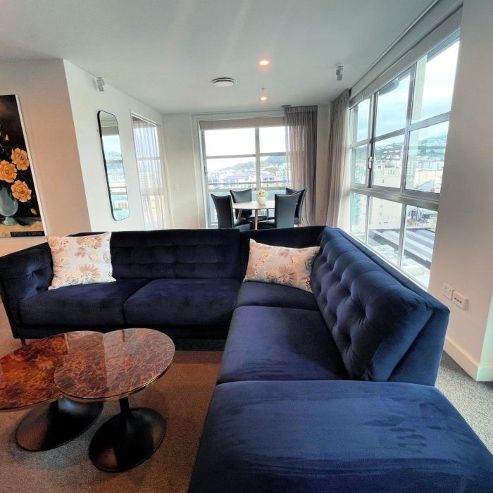 Stunning apartment with five star hotel facilities - Photo 1