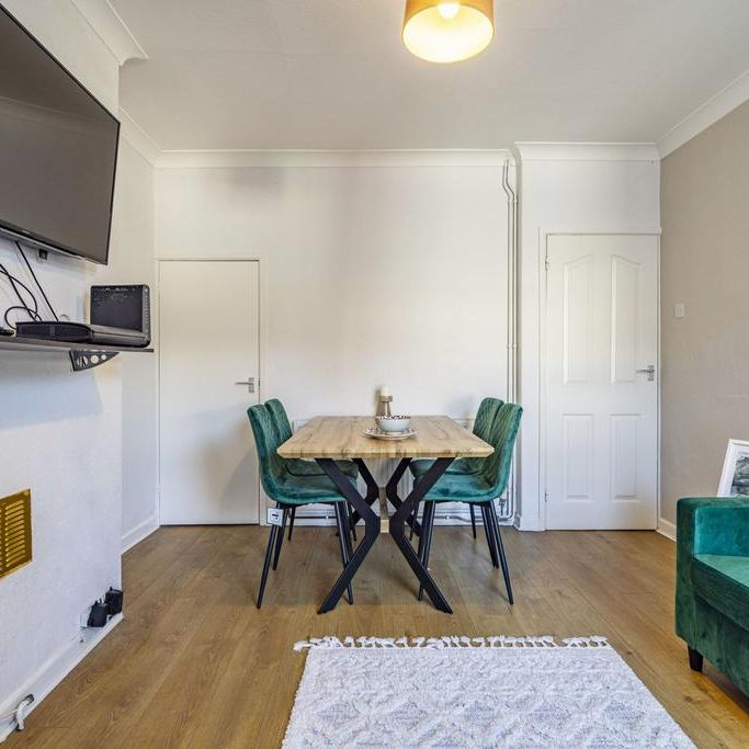 2 bedroom terraced house to rent - Photo 1