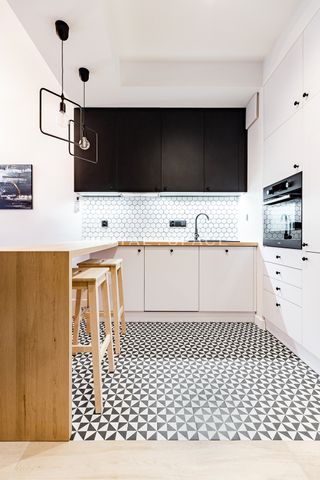 Jasny apartament z balkonem | blisko centrum! - Photo 2