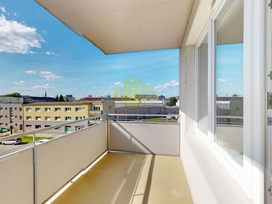 Pronájem bytu 1+kk 32 m2 - Fotografie 1