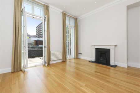 Beautiful two bedroom apartment finished to a very high standard whilst still retaining its period features in a central Marylebone location. - Photo 3