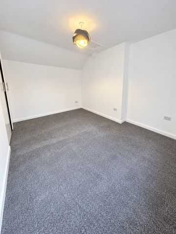 3 Bed Terraced House, Corby St, M12 - Photo 5