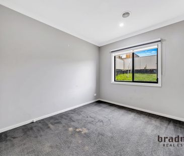 12 Pamela Court, Wallan, Vic 3756 - Photo 3