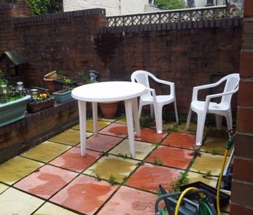 4 Bed House To Rent - Photo 2