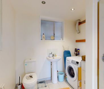 Close to Everything!!! - Photo 2