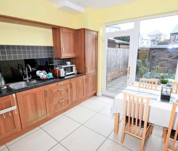 35 Lady Wallace Road, Lisburn, BT28 3WS - Photo 6