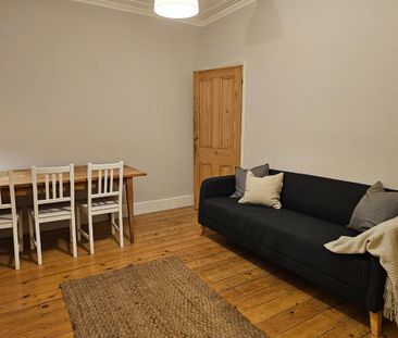 4 bedroom semi-detached house to rent - Photo 1