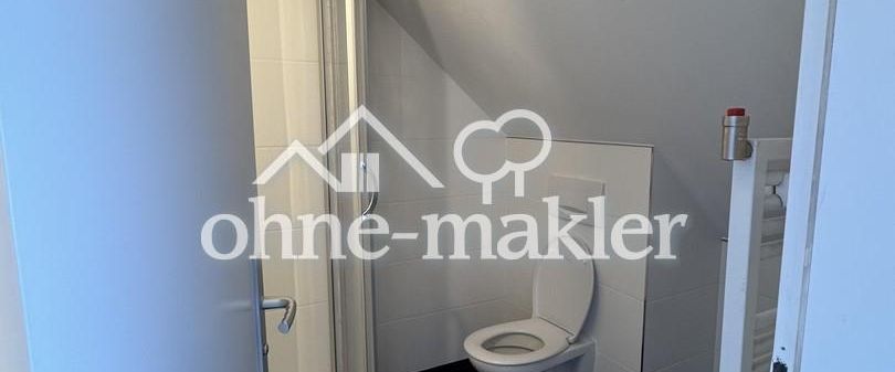 Renovierte Dachgeschosswohnung - Foto 1