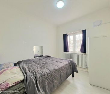 4 bedroom detached house to rent - Photo 3