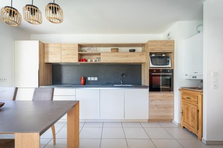 Location Appartement 3 pièces Meublé 67m² ST JORIOZ 74410 - Photo 5