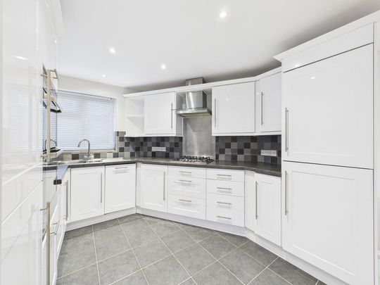 1 bedroom end of terrace house to rent - Photo 1