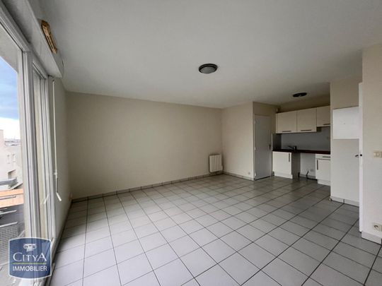 Location Appartement 2 pièces 44m² LAVAL 53000 - Photo 1