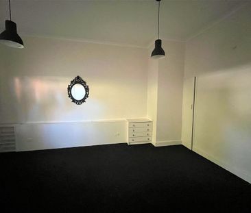 South Shepparton Cosey Home - Photo 5