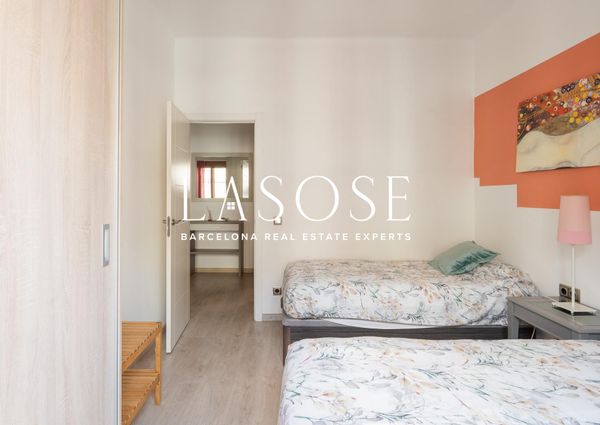 Apartment 63m² with terrace to rent in Dreta de l'Eixample, Barcelona