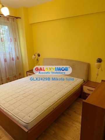 Apartament 3 camere Et 2/8 Bl 1989 | 13 seprembrie - Marriot - Fotografie 4