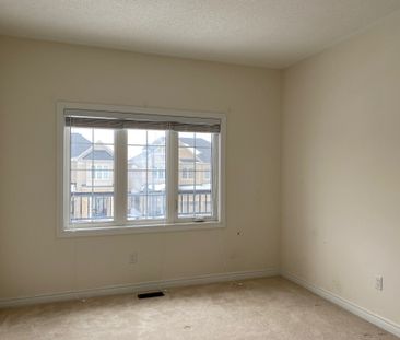 For Lease - 19 Hancock Street, Aurora, Ontario - Photo 5