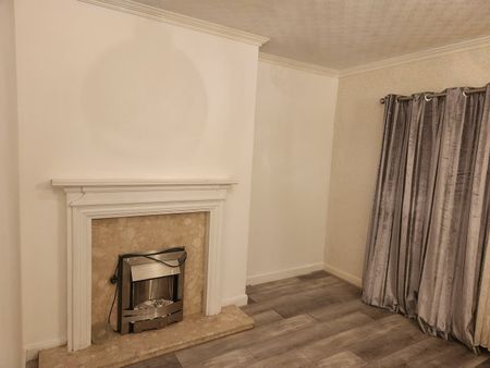 Room in a Shared House, Alford Avenue, M20 - Photo 2