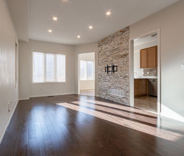 For Lease - 3062 Janice Drive, Oakville, Ontario - Photo 2