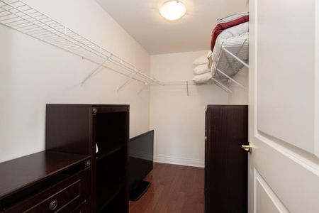 Appartement à louer - Montréal (Ville-Marie) (Mille Carré Doré) - Photo 2