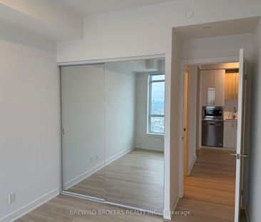 For Lease - 30 Upper Mall Way Unit# A3010, Vaughan, Ontario - Photo 4