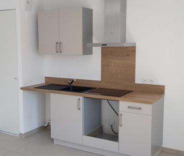 Location Appartement 2 pièces 42m² CALUIRE ET CUIRE 69300 - Photo 6