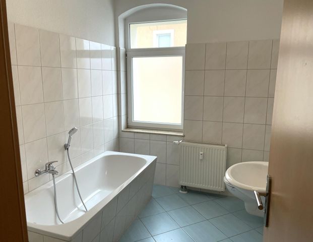 2-Zimmer-Wohnung in Kaitz/ Nähe Südhöhe - große Küche und großer Ost/Süd-Balkon ! - Foto 1