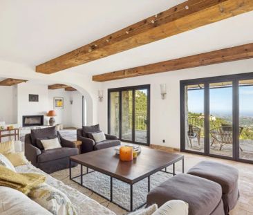 Proche Saint-Paul-de-Vence – Villa d’exception à Vence avec vue pan... - Photo 1